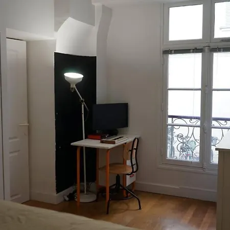 Double - Le Marais Apartment